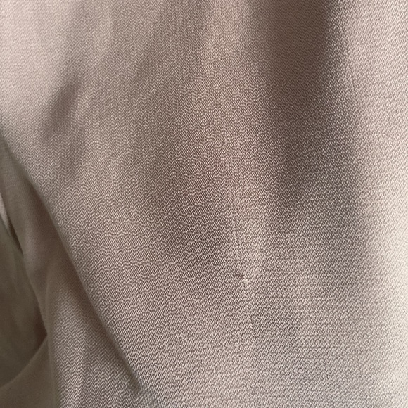 LULULEMON ON THE FLY PANTS *read description* - Picture 6 of 7